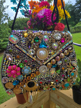 Load image into Gallery viewer, Such a show off Glam bag
