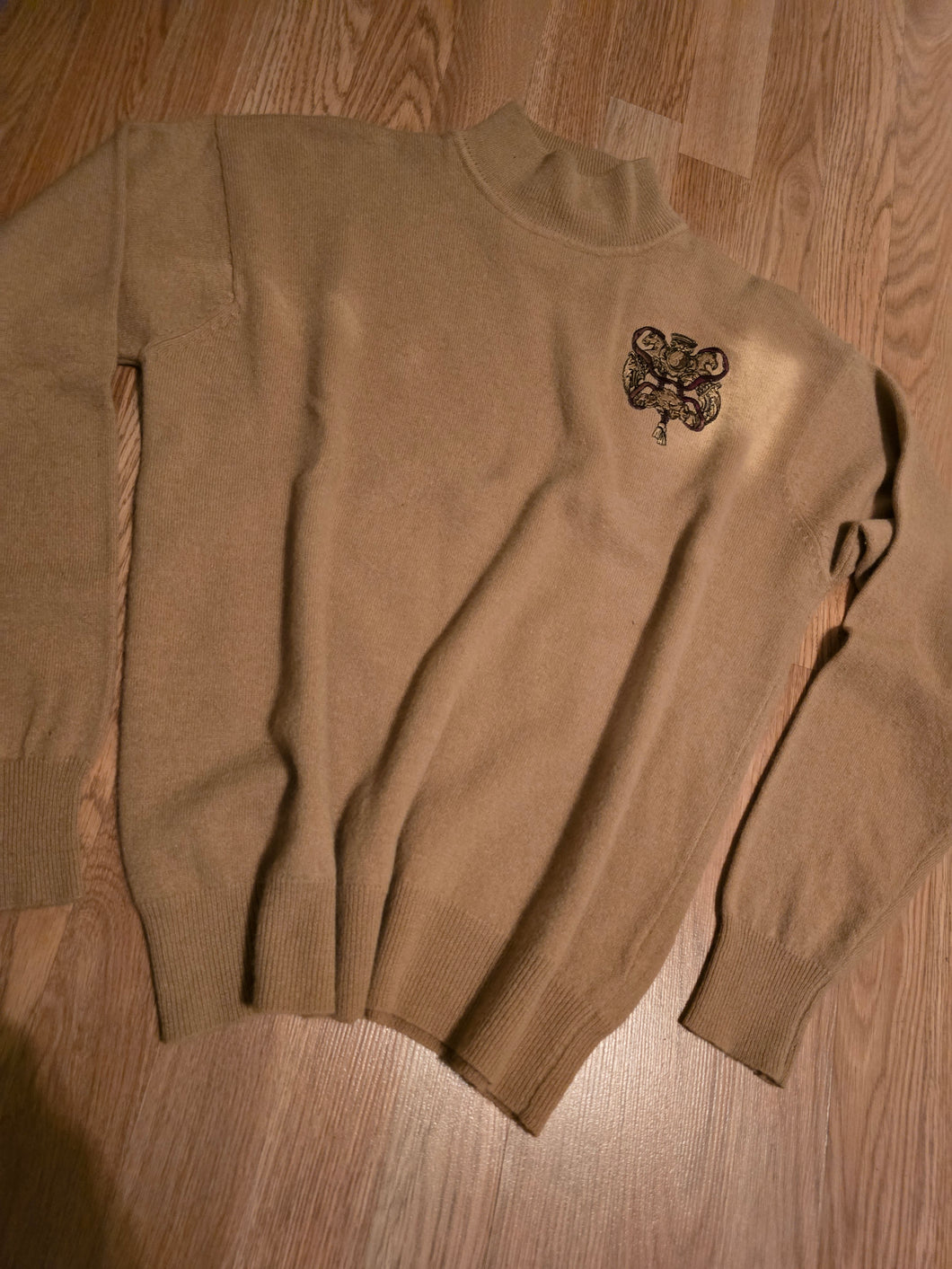 Rich Auntie vtg turtleneck sweater